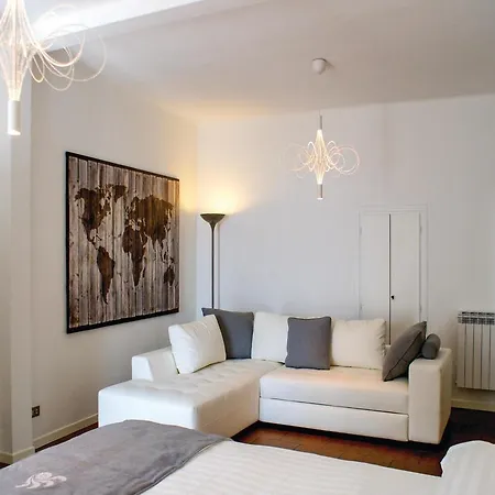 Ventisei Appartement Castro (Lombardy)